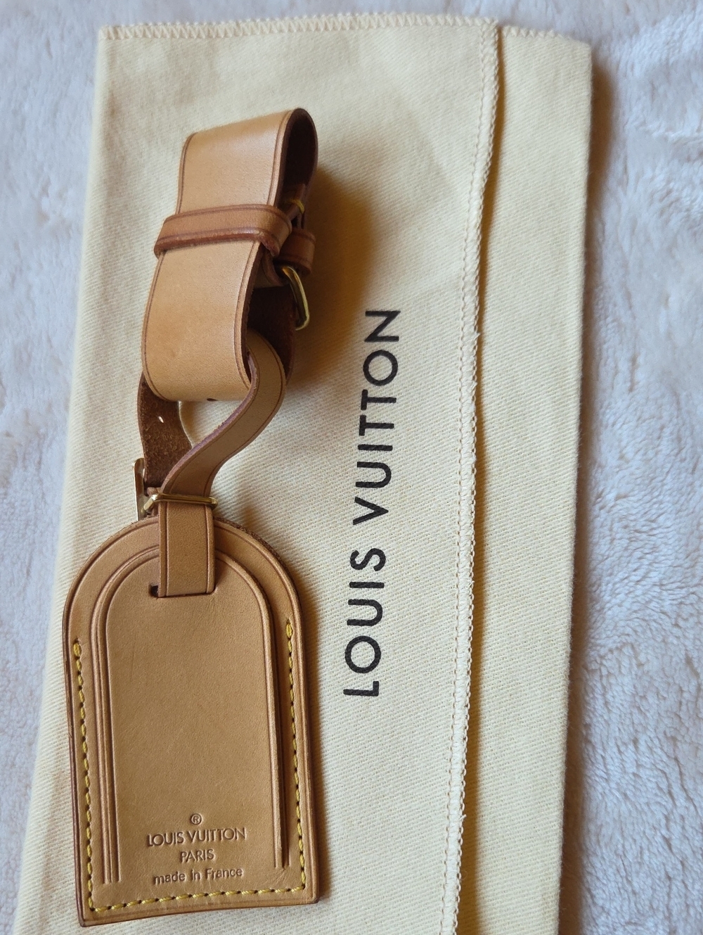 Louis Vuitton Vachetta Leather Luggage Tag in Natural Tan